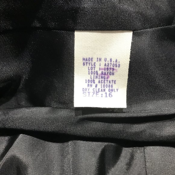 Vintage Black Blazer w/ Flames on Collar & Pockets - Picture 13 of 13